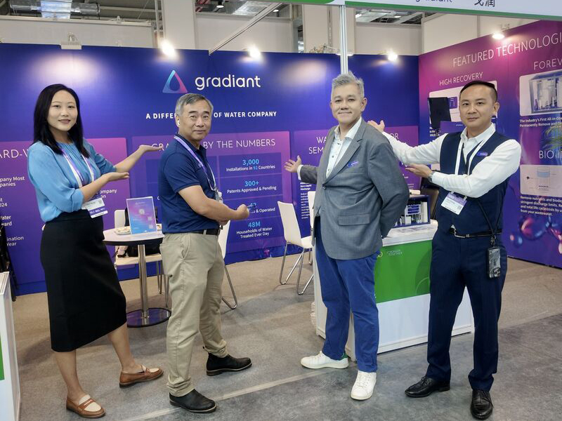 alkaLi Banner retractable for TradeShow